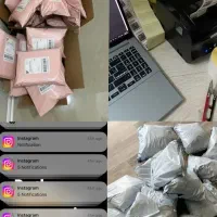 فروشنده و ادمین هستم