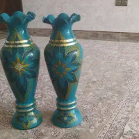 دوعدد گلدان بزرگ