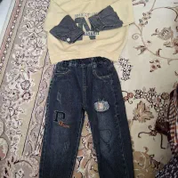 تعدادی لباس بچه گانه