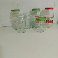 تعدادی شیشه فروشی