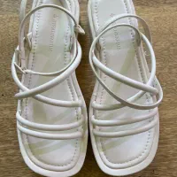 کفش زنانه stradivarius استرادیواریوس اصل