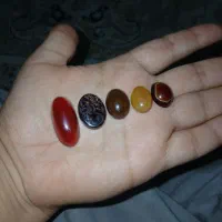 نگین