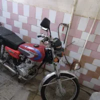 موتور سیکلت سواری ۱۲۵