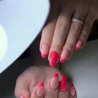 کاشت ناخن وآموزش کاشت ناخن