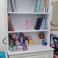 کتابخانه ایستاده