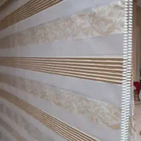 پرده زبرا کرم نسکافه ای
