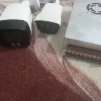 دوتا دوربین مداربسته شرکتی اصل و یک سوئیچ پاور