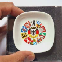 نعلبکی آنتیک آرم دار