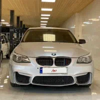 بی ام و 520i