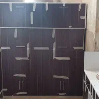 کمد لباس و دیواری در حد نو