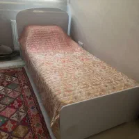 تخت یک نفره