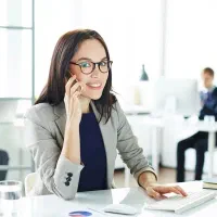 دستیار شخصی و منشی خانم