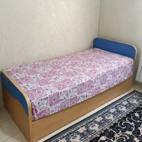 تخت یک نفره
