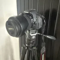 دوربین ۷۰۰D