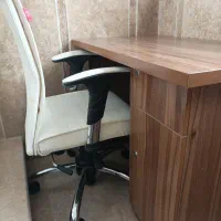 میز و صندلی