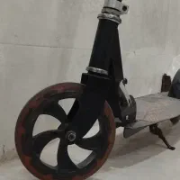 اسکوتر چرخ بزرگ