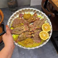 ظرفشور و سالن کار آقا نیازمندیم