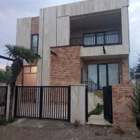 ویلا به متراژ 240متر زمین