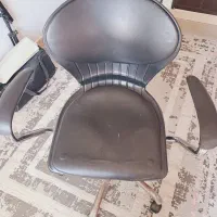 صندلی کامپیوتر و مطالعه