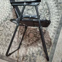 نشیمن گاه تاشو