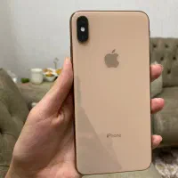 ایفون xs Max