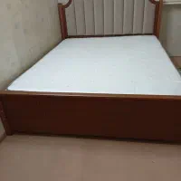 تخت دونفره
