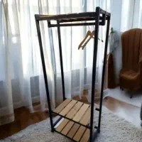 استند