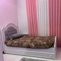 تخت و تشک
