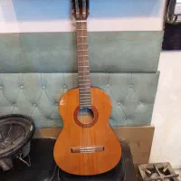 گیتار یاماها c 40 اصلی اندونزی