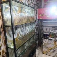 ویترین قفسه