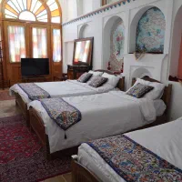 اقامتگاه مینا