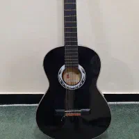 گیتار مدل YAMAHA