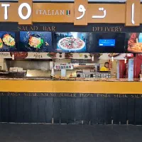 صندوق دار و کانتر کار خانم