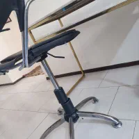 میز ناخن و تحریر