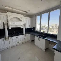 ۶۵ متر همکف / ۱۰۰ متر حیاط اختصاصی