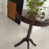میز گرد تمام چوب