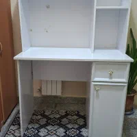 میزتحریر کتابخانه دار