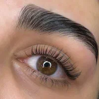 لیفت مژه و ابرو با تخفیف ویژه برای مراجعین اول