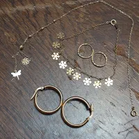 طلاهای نو نو کم وزن گوشواره دستبند پابند