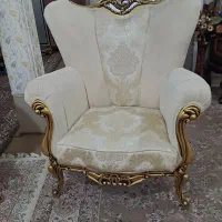 مبل ۷ نفره سلطنتی تمام چوب در حد نو