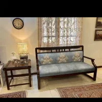 مبل ۳ نفره کلاسیک مدرن