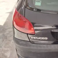 چراغ عقب ۲۰۶