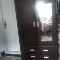 کمد لباس و اینه دراور و میز تلویزیون