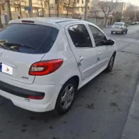 پژو 207 سفید  سقف فلز 6000تا