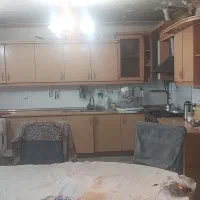 ۸ متر بالا و ۸ متر پایین کابینت رنگ چوب