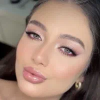جشنواره میکاپ سیار فوق حرفه ای فقط ۱/۲۰۰