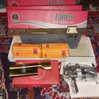 قفل درب چوبی