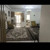 آپارتمان ۷۶ متر.پارک پلیس.مالک هستم