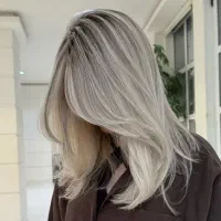 مدل برای رنگ مو و کراتین و بوتاکس