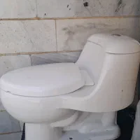 توالت فرنگی سالم در حد